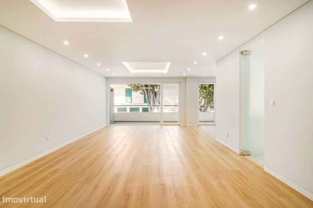 Apartamento T3+1 Venda em Carcavelos e Parede,Cascais