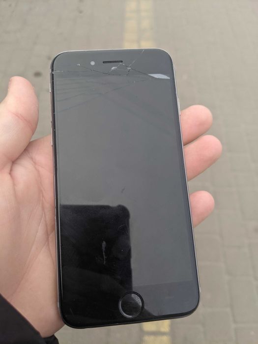 Айфон 6s телефон