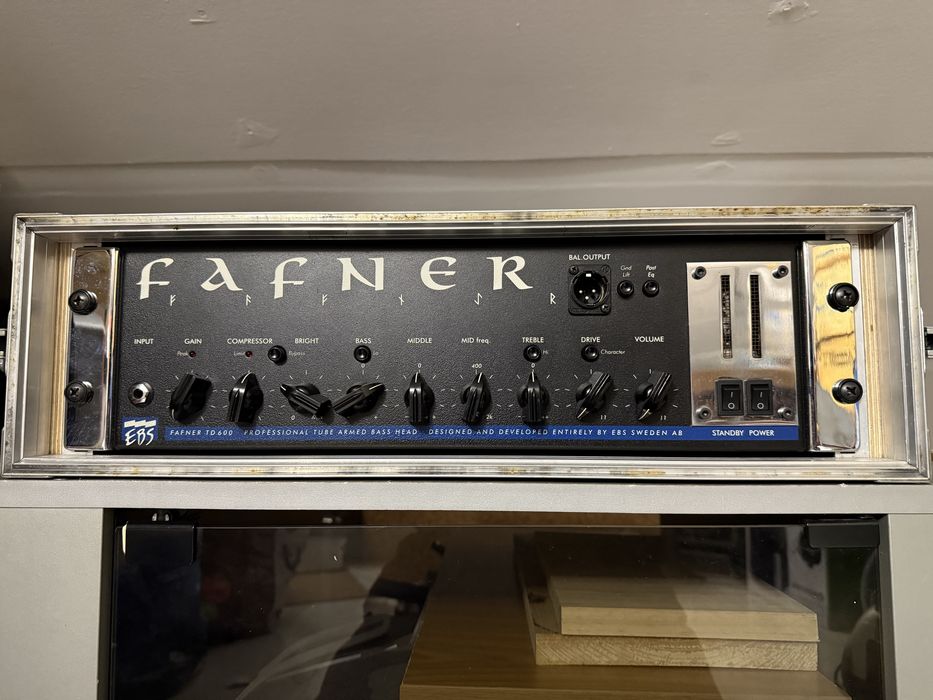 Amp Baixo EBS Fafner