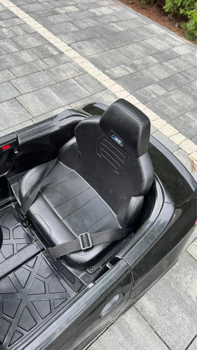 Samochód na akumulator dla dzieci BMW M5 Drift