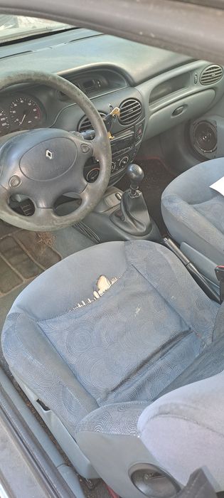 Renaut megane coupe 1.6 gasolina 1996