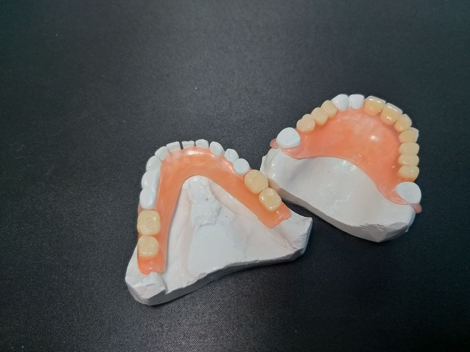 Зубний технік. Зуботехнічна Лабораторія  "Dental LAB"