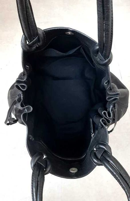 Mala artesanal, preta em pele, NOVA