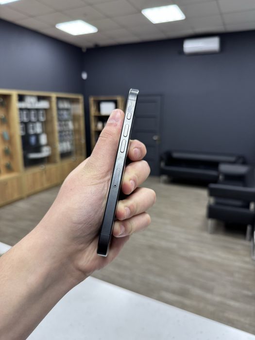 iPhone 15 Pro 256gb Black Titanium Unlock з Гарантією!