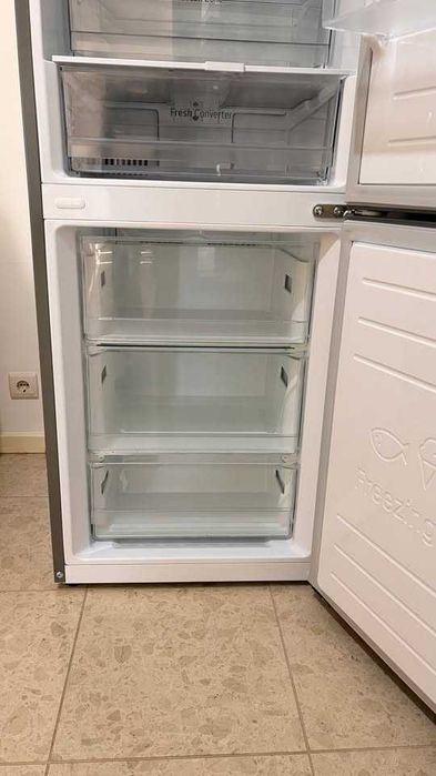 Frigorífico Combinado LG GBP62PZNBC NoFrost (Garantia até 2028)