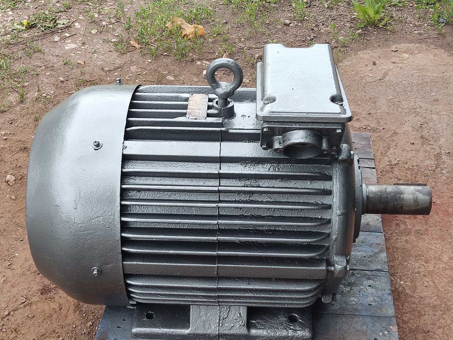 Электродвигатель 30 кВт 735 об/мин тип 4АМ225М8У3, Лапы 380 В