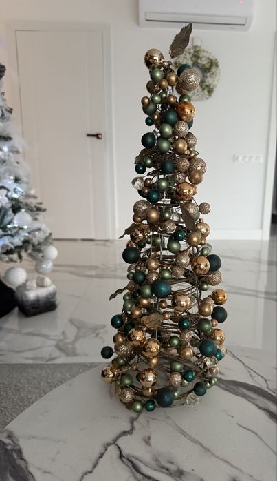 home&you choinka świąteczna