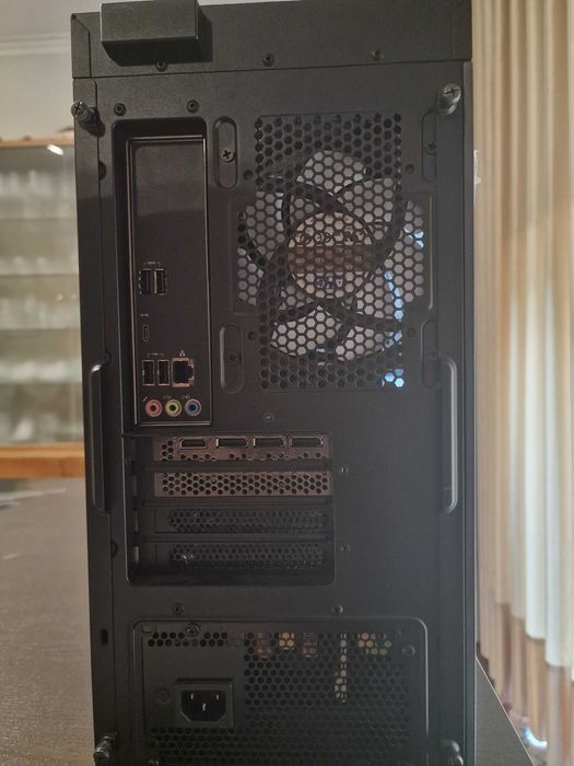 PC Gaming Lenovo LEGION T5 26AMR5 - RTX 3070 Ryzen 7 e 32 GB RAM - Como novo