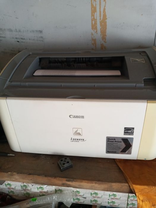 Продам принтер Canon,HP
