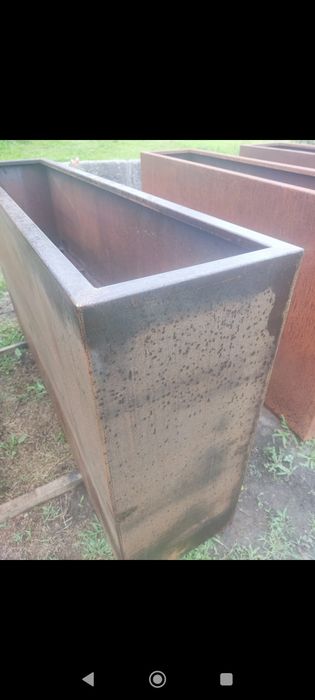 Vendo floreiras/vaseiras em aço corten mesmo sem enganos.