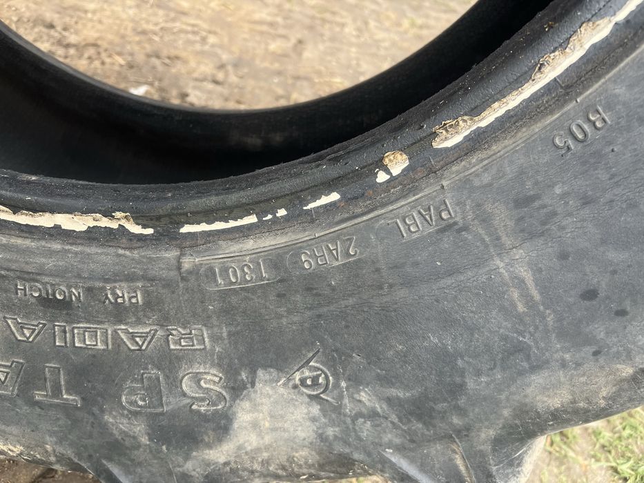 Opony Dunlop 12.4 R24