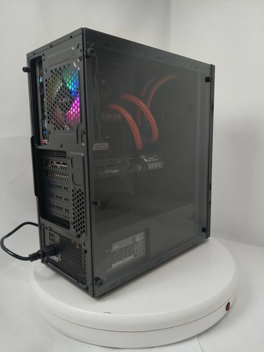 Komputer Gamingowy Ryzen 7 7800X3D,RX 9070 XT,16GB,SSD,Woda,Win 11
