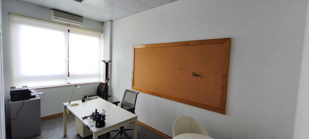 Escritório Mobilado para Arrendamento – 62 m² | Telheiras
