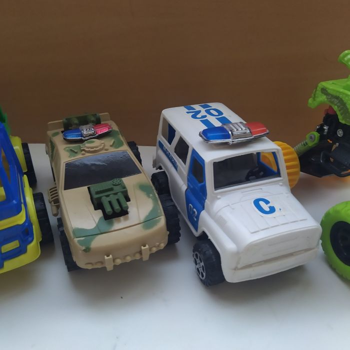 Набор    машинок