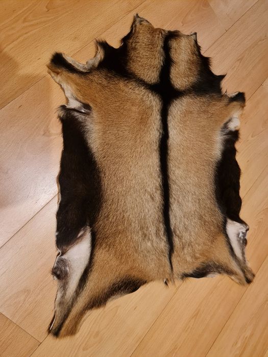 Tapete em pele de cabrito genuína