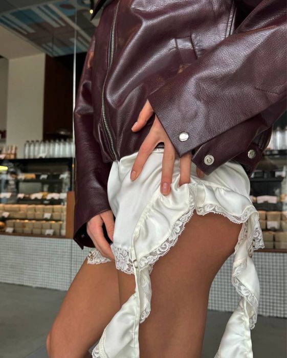 Юбка шовк з мереживом