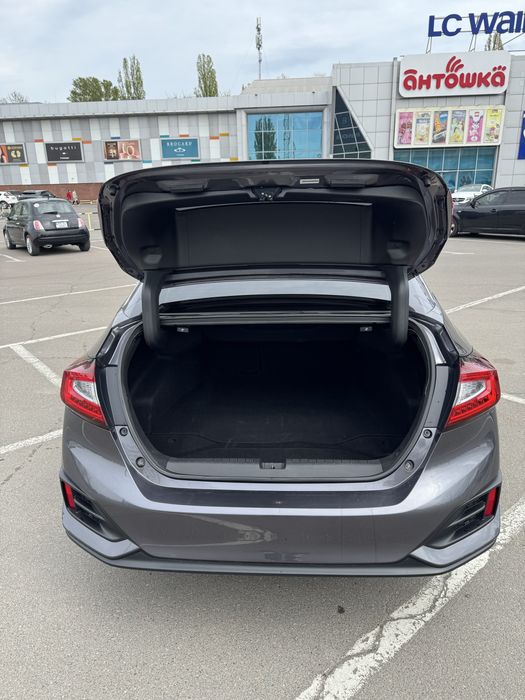 Honda clarity TOURING