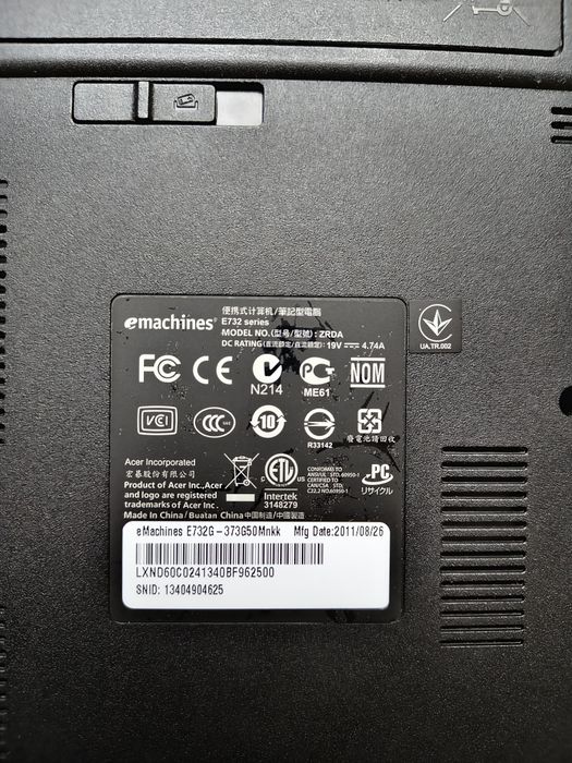 Ноутбук Acer eMachines E732G
