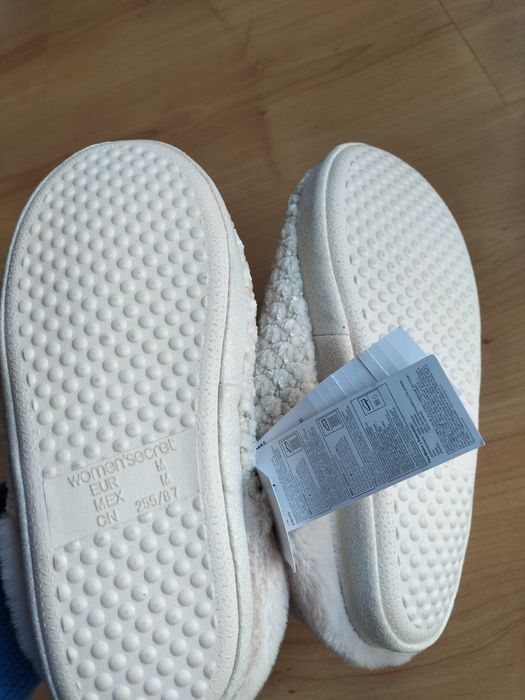 Pantufas beje women'secret