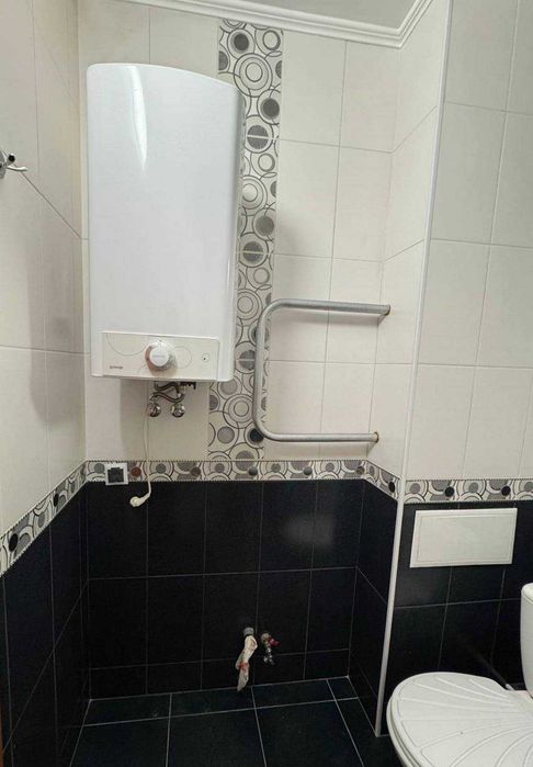 Apartment in Kyiv - More