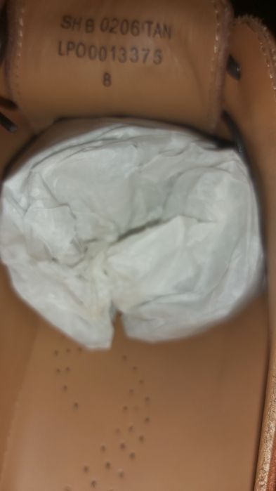 Sapatos  novos de marca originais