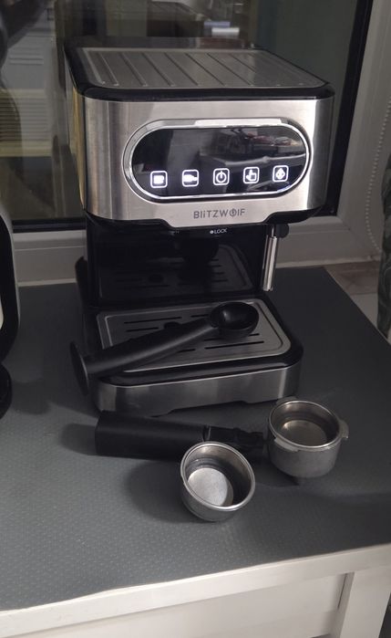 Máquina café expresso BlitzWolf BW-CMM2