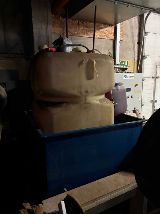 Piec grzewczy na Olej opałowy, moc grz. ok. 100kW, wyd. 12.000m3/h