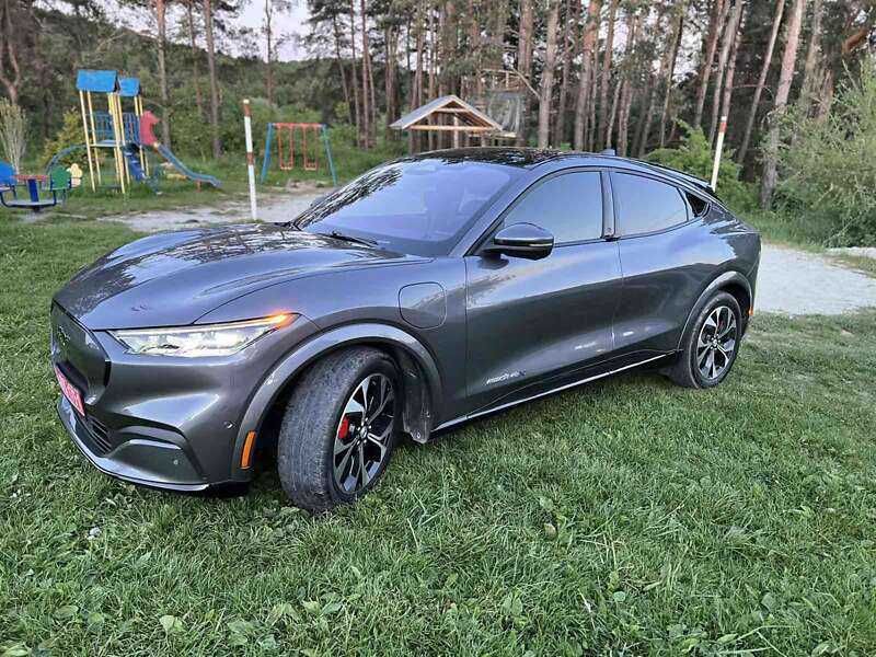 Ford Mustang Mach-E 2020 98.8 kWh