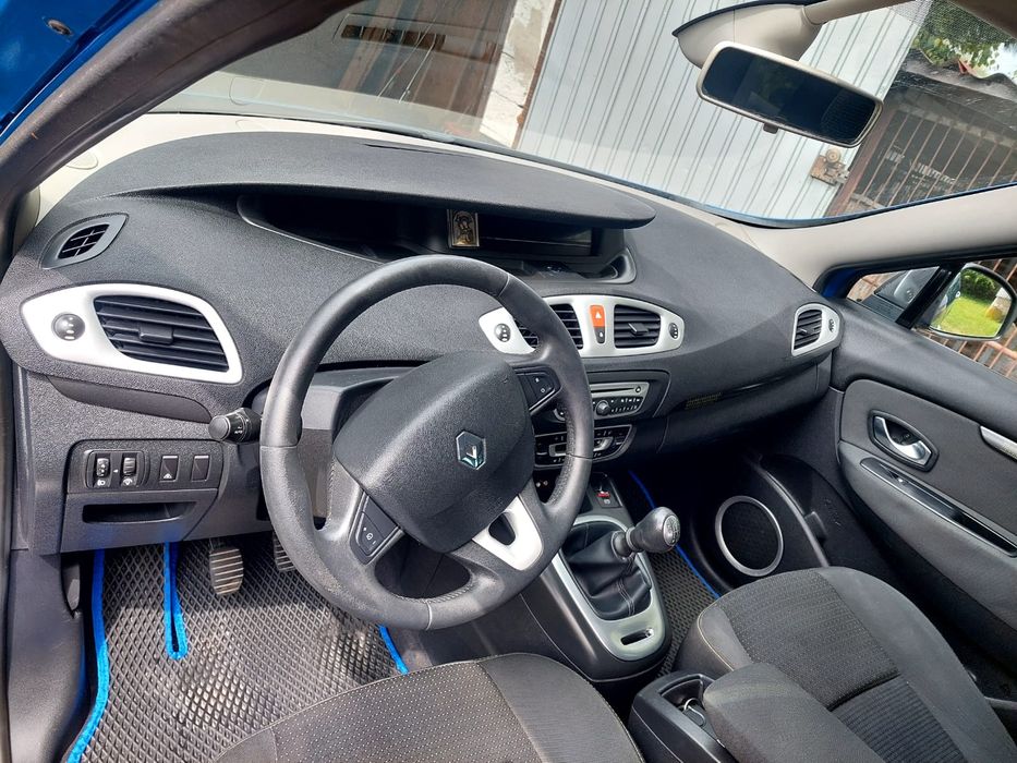 Renault Megane Scenic