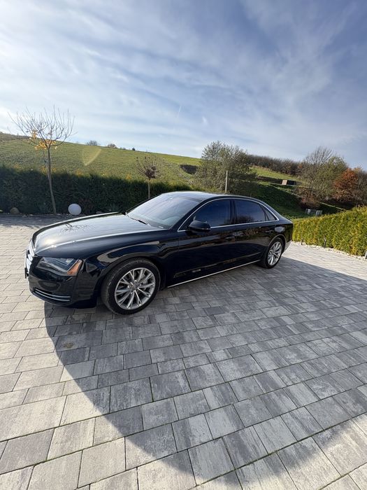 AUDI A8  D4 LONG 3 .0 benzyna V6 333 km