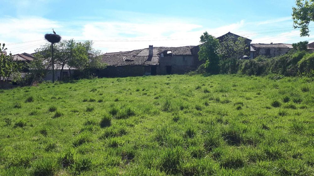 Casa rústica - Travanca - Vinhais (Trás-os-Montes)