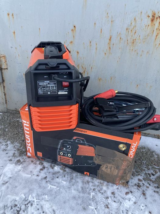 Зварювальний інвертор (300А, кнопка) Sturm AW97I3000D