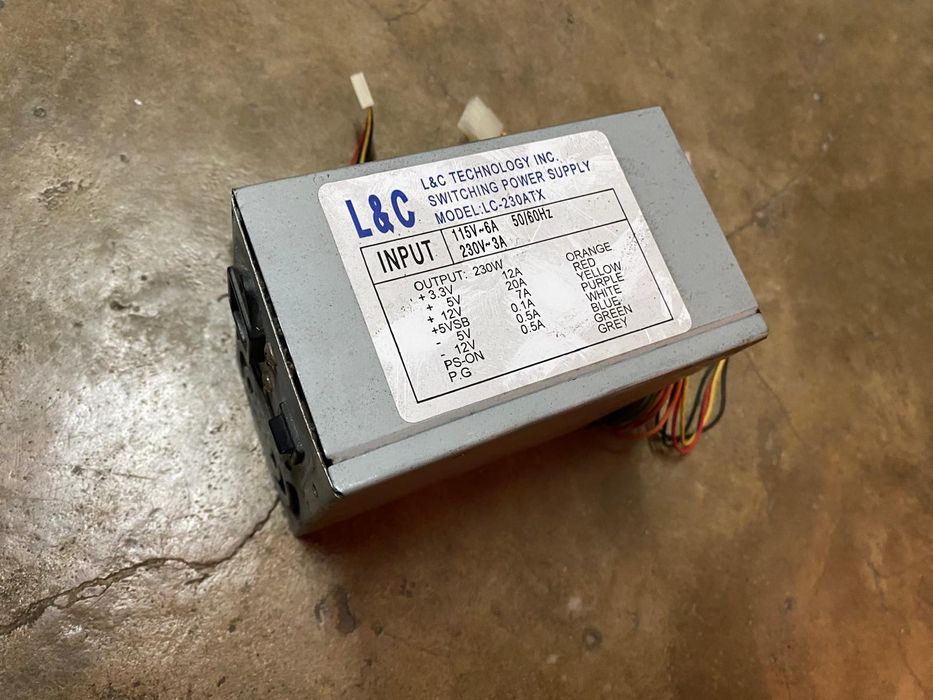 Fonte de Alimentação L&C 230W