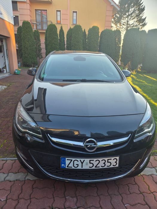 Opel Astra  cdti 1.6  j  4