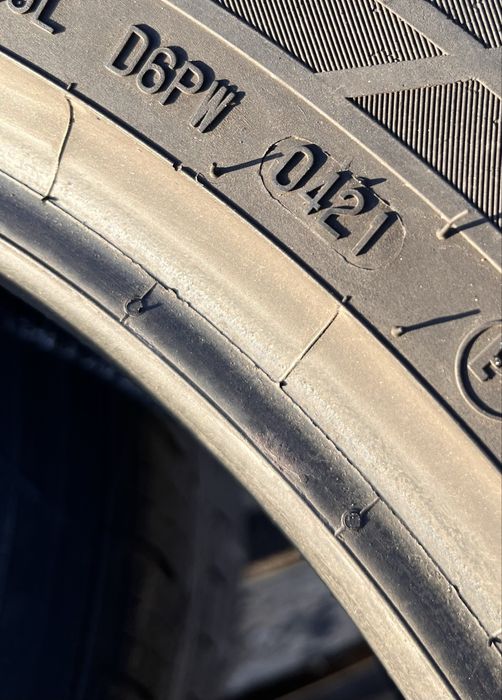 Літні шини комплект 225/55 r18 Continental
