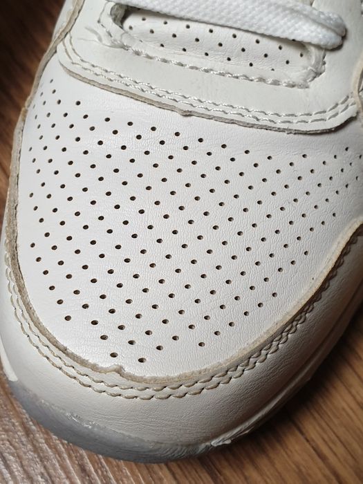 Buty sportowe z eko skóry