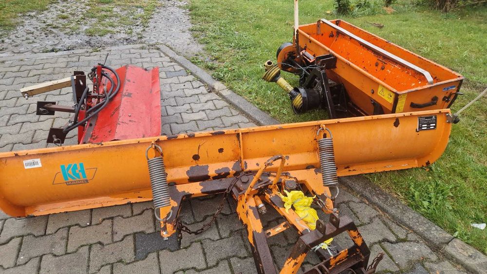 pług do śniegu, posypywarka ,zamiatarka,do traktora np.Iseki czy John Deere