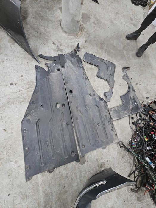 Osłona Plastik Podwozia Prawa Lewa BMW 7 E65 E66 LIFT 730D M57 Części