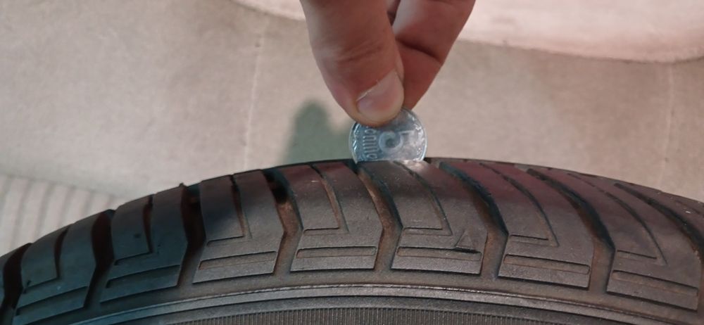 Продам резину Kumho 185/60 R14