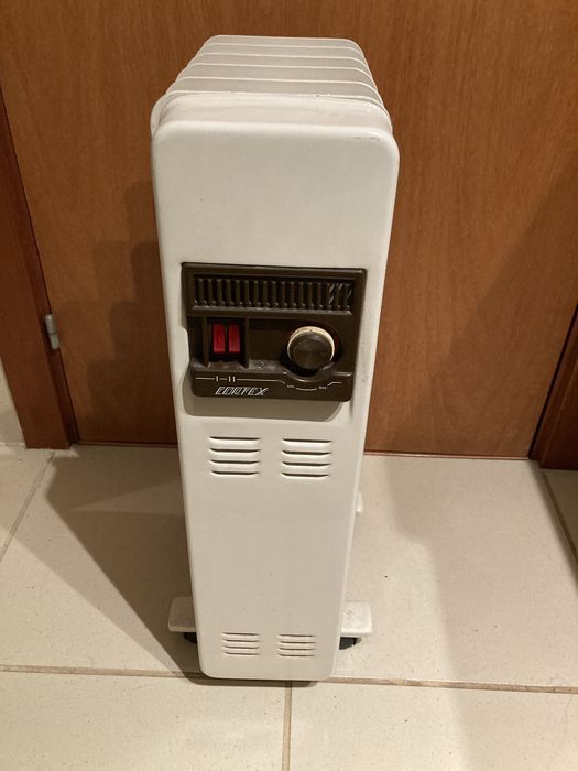 Aquecedor oleo marca junex 2 termoventiladores