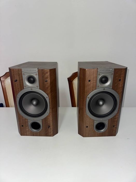 Colunas Wharfedale Vardus VR-100 – Par – Bom Som