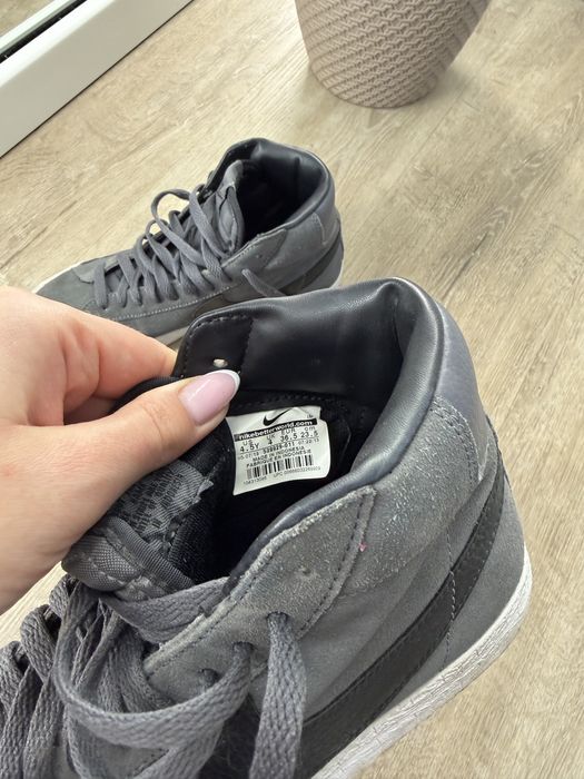 Кросівки Nike у гарному станв