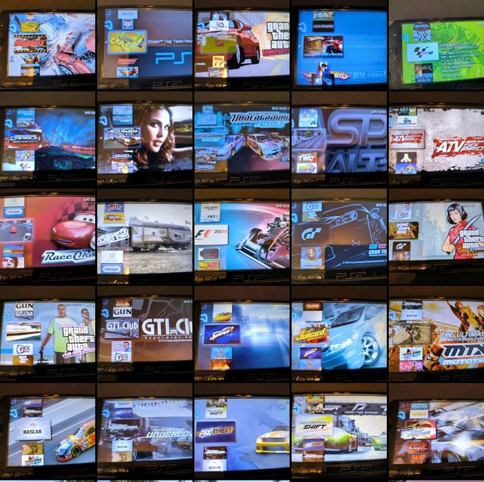 Karta pamięci MicroSD 64gb z adapterem ms do konsoli Sony PSP 200 gier