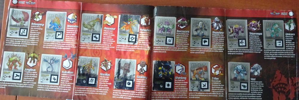 Cadernetas Invizimals  da Panini