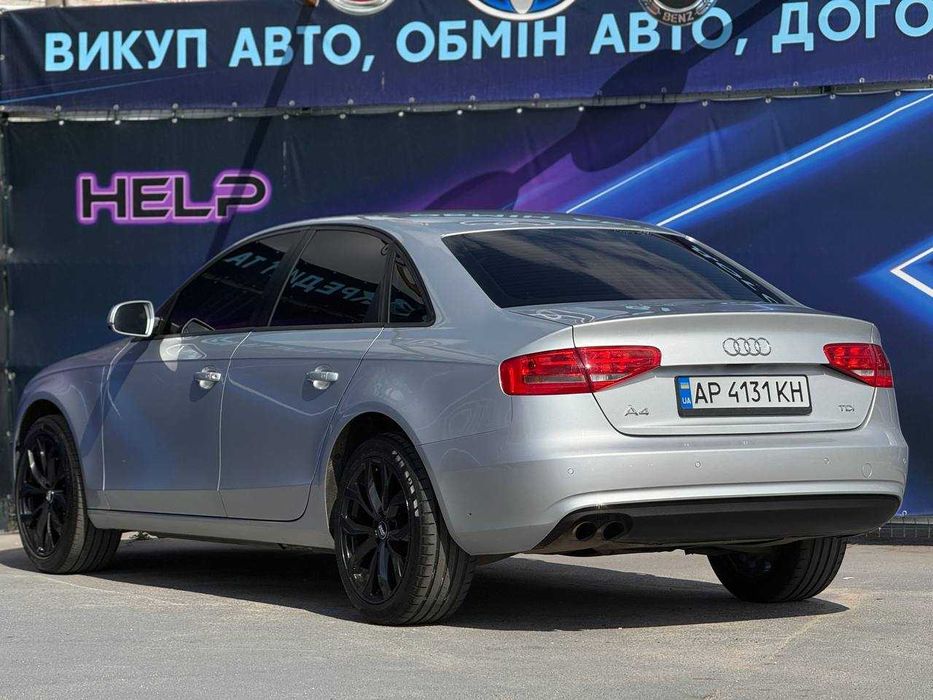 Audi A4 2012, 2.0 дизель, автомат, передний привод