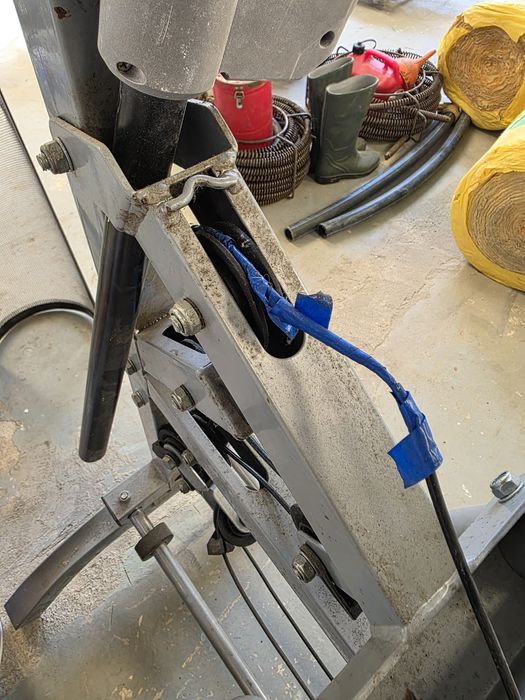 Maquina musculação482709770402549762
