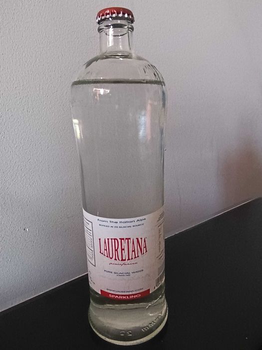 Garrafa de vidro Lauretana