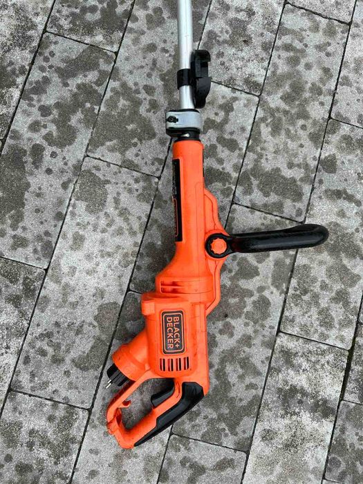 Тример електричний Black+Decker 900W