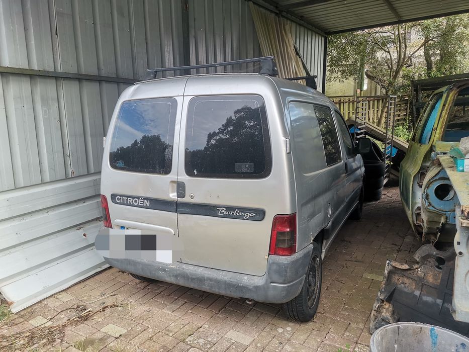 Berlingo 1.8d para restauro ou peças