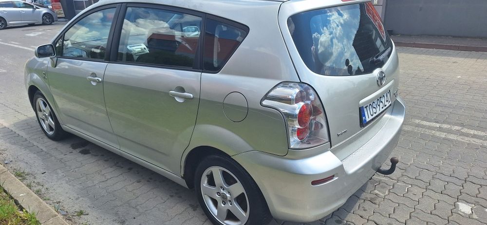 Toyota Corolla Verso 2005, 2.0